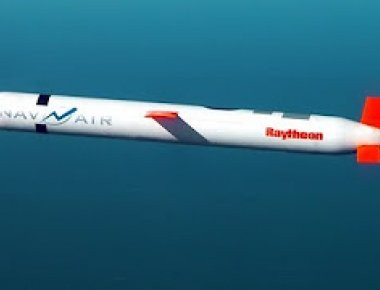 Εκτοξεύσεις πυραύλων Tomahawk από αντιτορπιλικά DDG-55, DDG-51! (βίντεο)